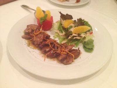 อบเป็ดอบซ้อสส้ม ที่ ร้านอาหาร The Anna Restaurant & Art Gallery