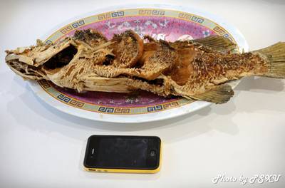 ร้านอาหาร แดงอาหารทะเล (เจ๊แดง) เจ้าเก่า