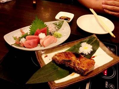 ร้านอาหาร Aji Dou Raku (อจิโดราคุ) Ekamai Power Center