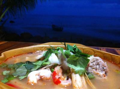ต้มยำทะเล ที่ ร้านอาหาร หาดพลอยแดงซีฟู้ด ต้มยำทะเล ที่ ร้านอาหาร หาดพลอยแดงซีฟู้ด