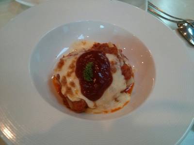 ลาซานญ่าจานนี้อร่อยครับ ที่ ร้านอาหาร Vintage 2009 ลาซานญ่าจานนี้อร่อยครับ ที่ ร้านอาหาร Vintage 2009