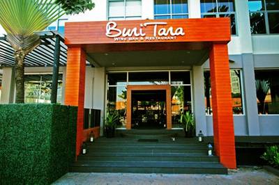 ร้านอาหาร Buri Tara Wine Bar & Restaurant