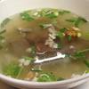 เกาเหลาเลือดหมู ที่ ร้านอาหาร ขาหมูเมืองทอง