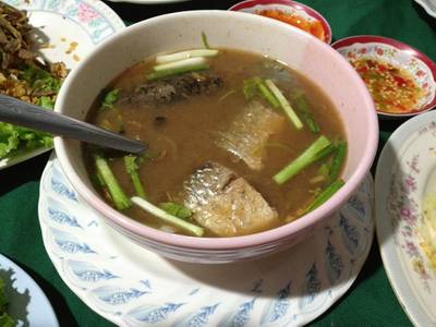 ต้มส้มปลากระบอก ที่ ร้านอาหาร ขวัญดำเนิน ต้มส้มปลากระบอก ที่ ร้านอาหาร ขวัญดำเนิน
