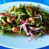 ยำถั่วพลู  แบบน้ำใส รสแซ่บเปรี้ยว อร่อยมาก ที่ ร้านอาหาร ส้มตำหน้าเมือง พัทยาเหนือ