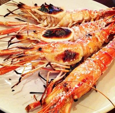 กุ้งเหยียด ที่ ร้านอาหาร ยอดลาบเป็ดอุดร พระราม 9