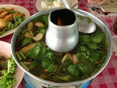 ต้มโคล้งปลา ที่ ร้านอาหาร เอี้ยเซี้ยฮวด ต้มโคล้งปลา ที่ ร้านอาหาร เอี้ยเซี้ยฮวด