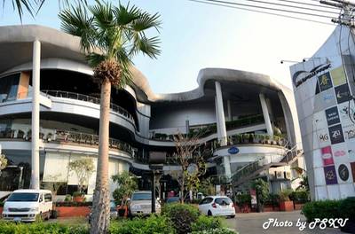 ร้านอาหาร ภรณี บาย ภรณี Monopoly Park