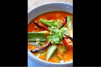 ต้มยำกุ้ง ที่ ร้านอาหาร ปานเทวี ริเวอร์ไซด์ รีสอร์ท&สปา