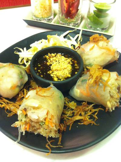 Bahn Cuon/145 ที่ ร้านอาหาร Little Hanoi