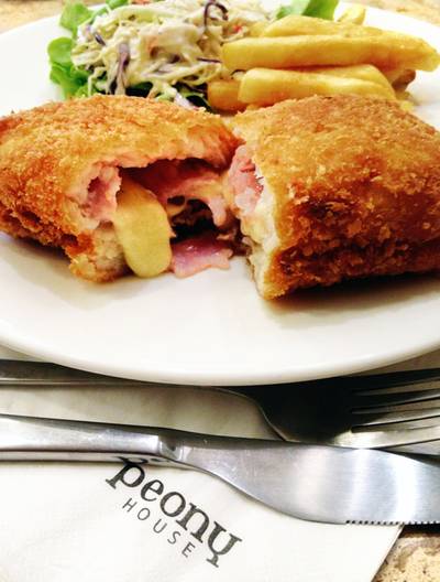 Ham Cheese Stuffed Fish Filet ที่ ร้านอาหาร Peony Teafe' & Gallery