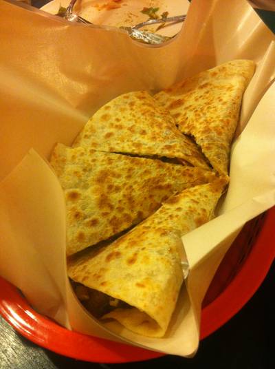 Quesadilla ที่ ร้านอาหาร La Monita Taqueria