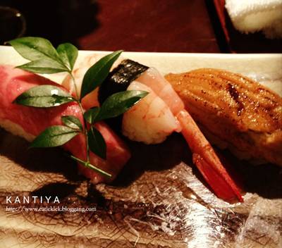 ซูชิสั่งเป็นคำ ปลาสดทุกคำ คุณภาพเน้นๆ ที่ ร้านอาหาร The Grill Tokyo