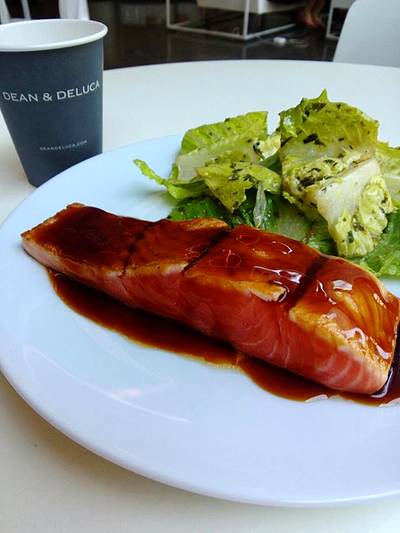 Salmon Teriyaki ที่ ร้านอาหาร Dean & Deluca ช่องนนทรี