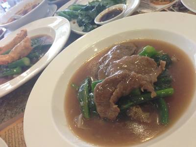 ร้านอาหาร ไก่ทอง (ก๊ำไก๊ ไก่ทอง)