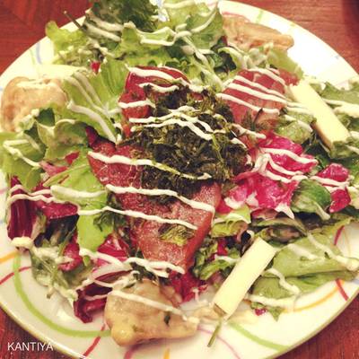 salad ที่มาใน set lunch คุ้มค่ามากๆ ที่ ร้านอาหาร The Grill Tokyo