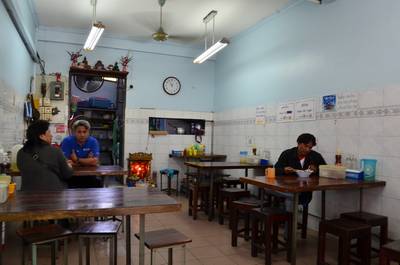 บรรยากาศร้าน ที่ ร้านอาหาร ลูกชิ้นราชวัตร