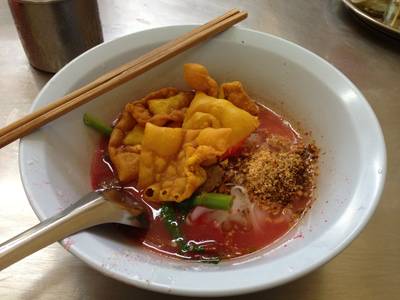 ร้านอาหาร เย็นตาโฟศรีพิงค์ สวนดอก