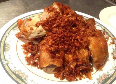 ไก่ทอด ที่ ร้านอาหาร ไก่ทอดเจ๊กี (ส้มตำโปโล)