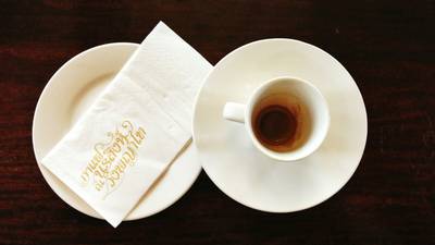 เอสเปรสโซ่ 2 Shot ที่ ร้านอาหาร ร้านกาแฟ นรสิงห์ ณ วังพญาไท