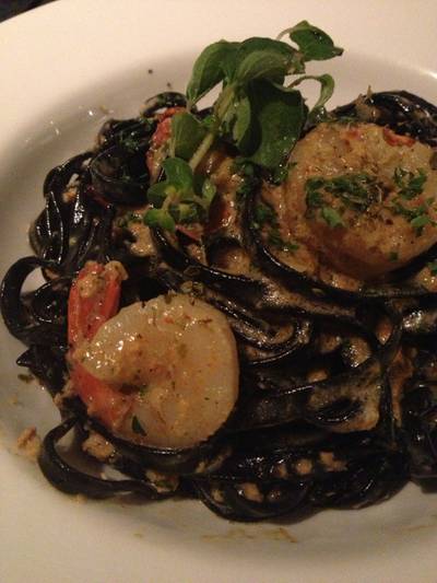 Black Linguine With Shrimp ที่ ร้านอาหาร Salt