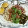 ข้าวขาหมู ที่ ร้านอาหาร ขาหมูเมืองทอง