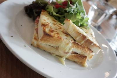ร้านอาหาร Roast Coffee & Eatery