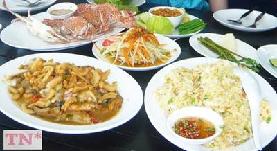 ร้านอาหาร มุมอร่อย ศรีราชา