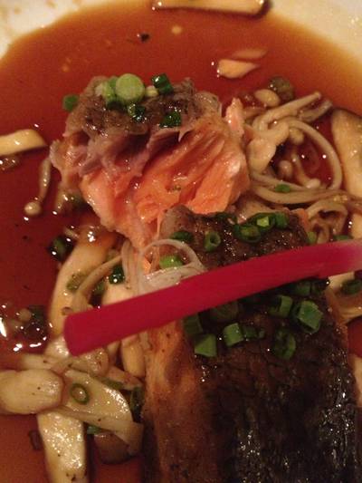 ด้านในจะเห็นยังไม่สุกทั้งหมด ฟินมากกกกก ที่ ร้านอาหาร Salt