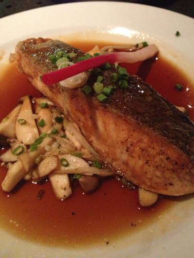 Grilled Salmon With Teriyaki Sauce ที่ ร้านอาหาร Salt