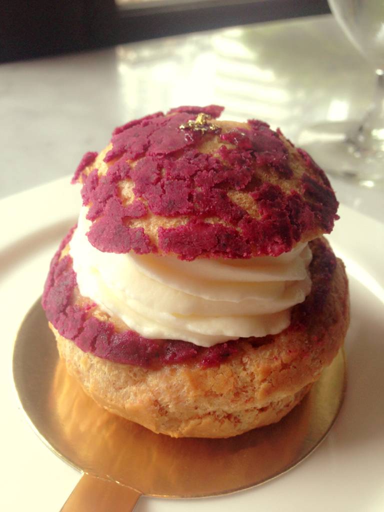 ร้านอาหาร Let Them Eat Cake