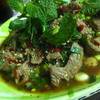 น้ำตกหมู เครื่องเยอะมากกกก ที่ ร้านอาหาร ส้มตำปากหมา (อีสานพัฒนา)