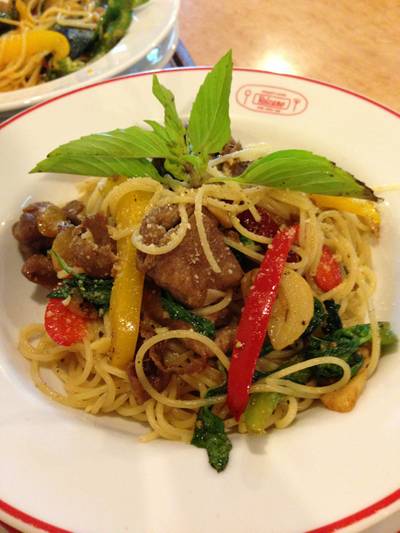 ให้เยอะมาก ที่ ร้านอาหาร Volcano