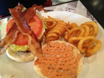 ร้านอาหาร Burger Factory
