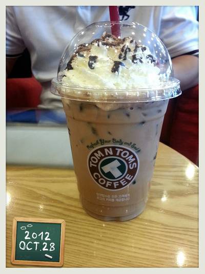 ร้านอาหาร Tom N Toms Coffee K-Village