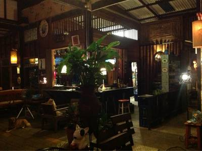 ร้านอาหาร บ้านดอกไม้ ร้านอาหาร บ้านดอกไม้