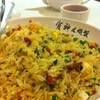 ข้าวผัดหมูแดงไข่เค็ม - เยอะทานได้สองมื้อเลย ที่ ร้านอาหาร King's Palace Congee and Noodle Bar