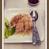 ข้าวมันไก่ธรรมดา มากับเพื่อน👫👬👭💏 ที่ ร้านอาหาร ข้าวมันไก่ลมหวล