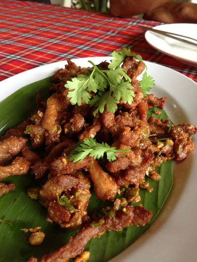 หมูแดดเดียว ที่ ร้านอาหาร Thong-U-Rai