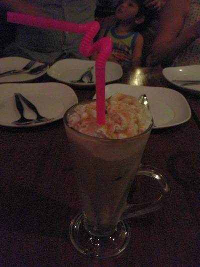 Chocolate fever  ที่ ร้านอาหาร ริมผา ลาภิน
