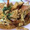 ปูผัดผงกระหรี่ (ปูม้า) ที่ ร้านอาหาร เก๋าใหญ่ ซีฟู๊ด