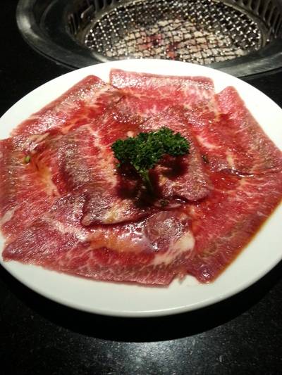 เนื้อส่วนท้อง 165บาท ที่ ร้านอาหาร Yuu Restaurant La Villa อารีย์