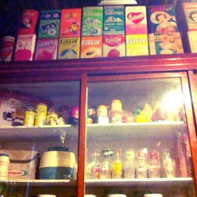 ของตกแต่งในร้าน ที่ ร้านอาหาร ก๋วยเตี๋ยวไข่ย้อนยุค Central Bangna