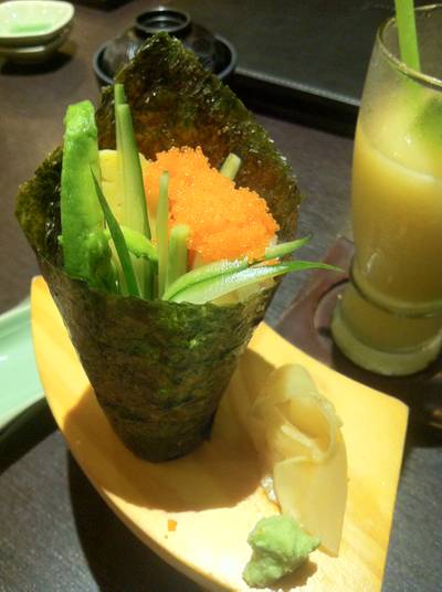แคลิฟอร์เนีย โรล ที่ ร้านอาหาร Wasabi Esplanade