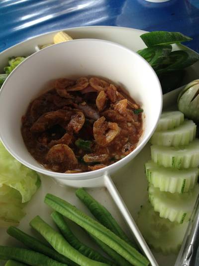 น้ำพริกกุ้งเสียบ ที่ ร้านอาหาร แพครูวิทย์