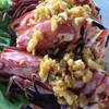 กุ้งเผาเนยกระเทียม ที่ ร้านอาหาร แพครูวิทย์