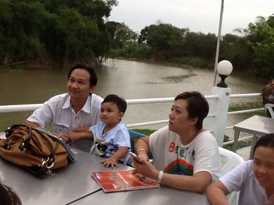 ร้านอาหาร ร้านกุ้งเป็น (เจ้เน้ยกุ้งเป็น)