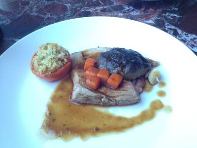 ร้านอาหาร Flavors @ Renaissance Ploenchit Hotel