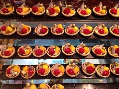 ร้านอาหาร Flavors @ Renaissance Ploenchit Hotel