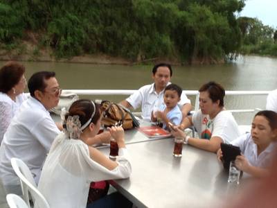 ร้านอาหาร ร้านกุ้งเป็น (เจ้เน้ยกุ้งเป็น)